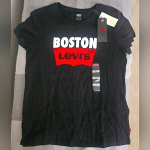 Ladies short sleeved t-shirt (m) NWT